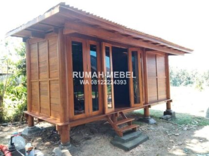 Gazebo Rumah Kayu Jati Minimalis Ukuran 25x5 Meter 1 600x450 1 1