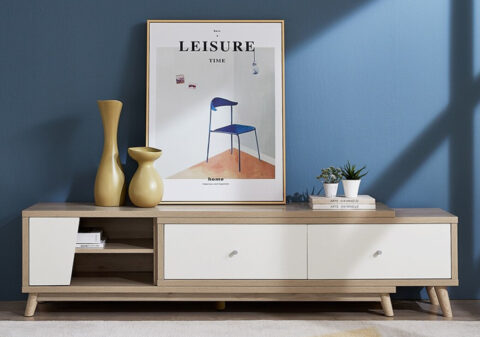 bufet tv kombinasi kayu dan putih bergaya minimalis modern